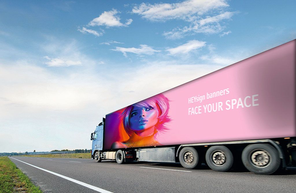 HEYsign_banners_truck2_klein