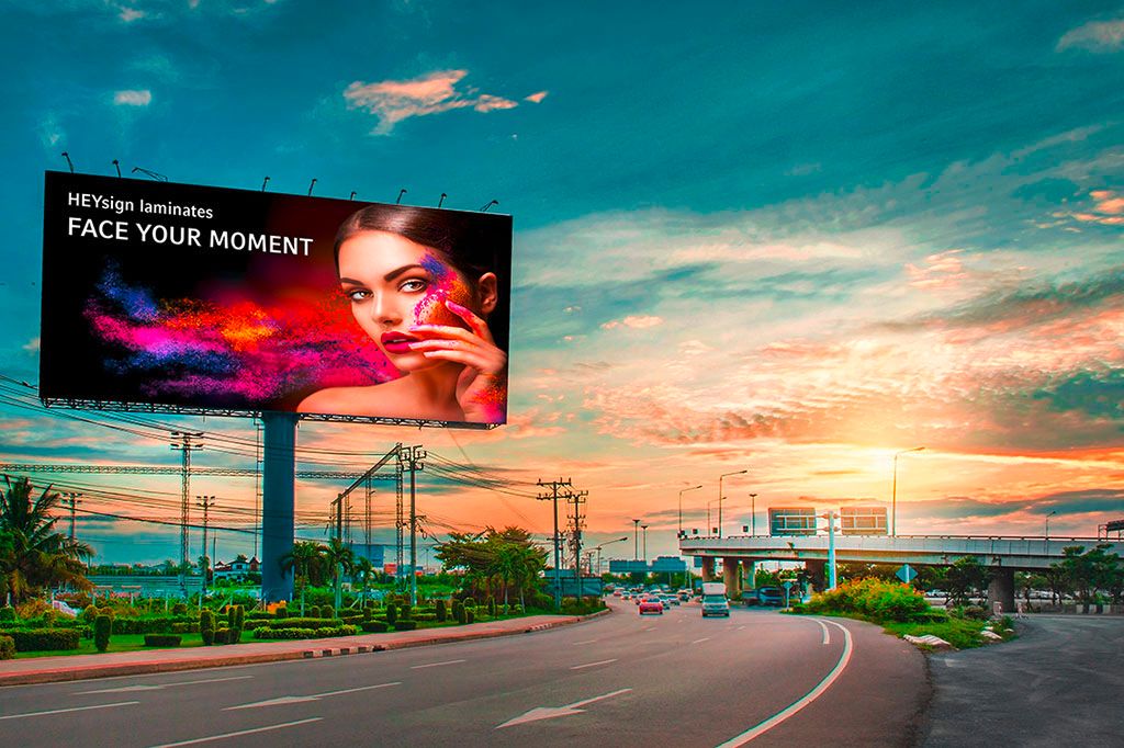 HEYsign_laminates_billboard_Klein-1